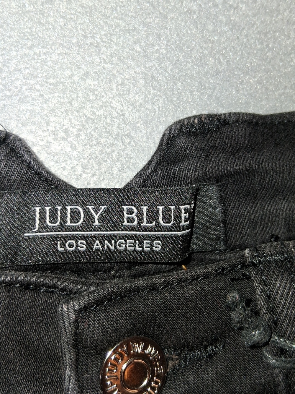 Judy Blue High waisted Relaxed fit through hip and thigh. Barrel/wide leg. NWT - Picture 4 of 13